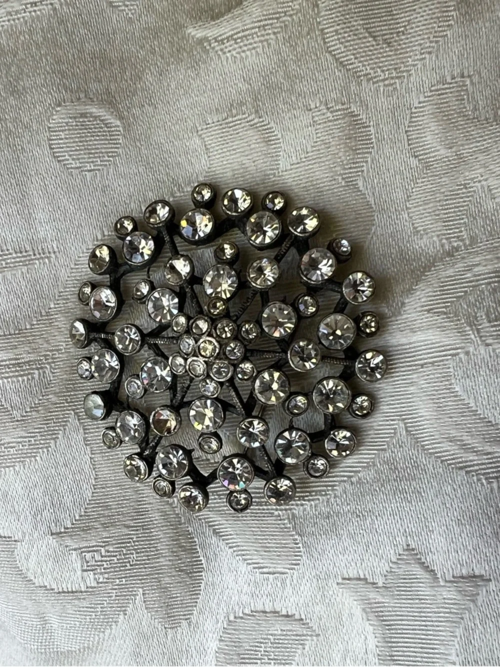 Vintage Crystal Burst Rhinestone Brooch - Silver Tone